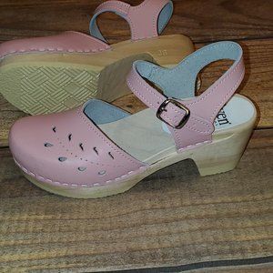 Sven Pink Leather Mules with Wooden Heel